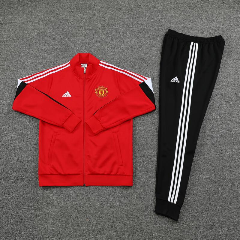 man u track suit