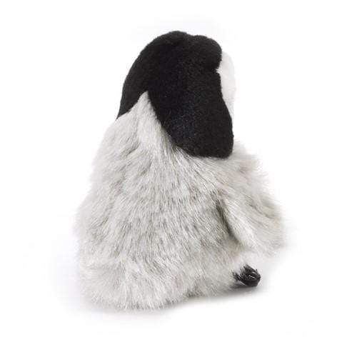 https://cdn.shopify.com/s/files/1/0552/3117/products/mini-baby-emperor-penguin-finger-puppet-folkmanis-puppets-folkmanis-puppets-lil-tulips-28915050512502.jpg?v=1638668508&width=1000