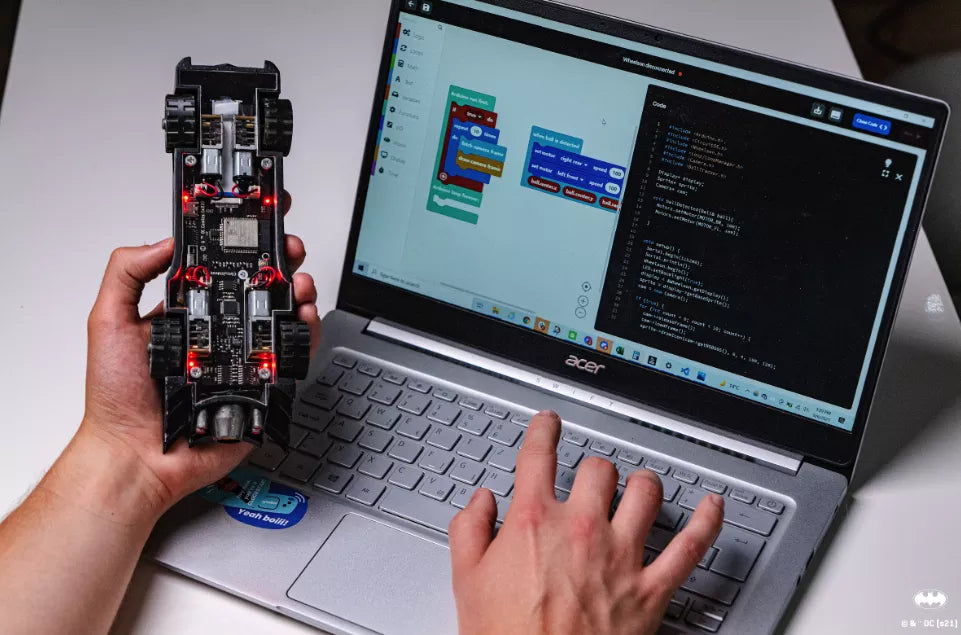 Programming DIY Batmobile on a laptop
