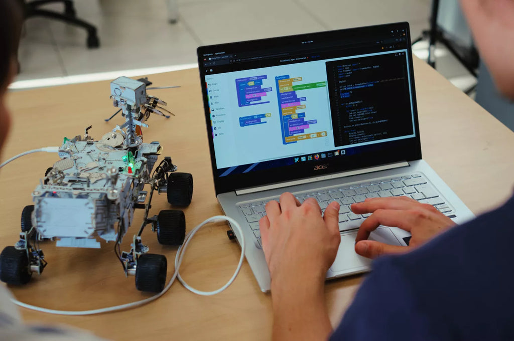 NASA Space Rover educational kit for 9-year-old boys