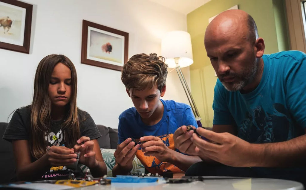 Teaching kids STEM skills in a homeschool environment