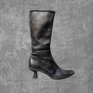 PRADA SOFT LEATHER KITTEN HEEL BOOTS - UK  – Fazed by Finn