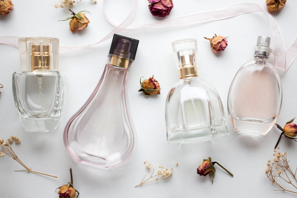 香水は何プッシュが最適 正しいつけ方のポイントと注意点を解説 U Health Beauty Online