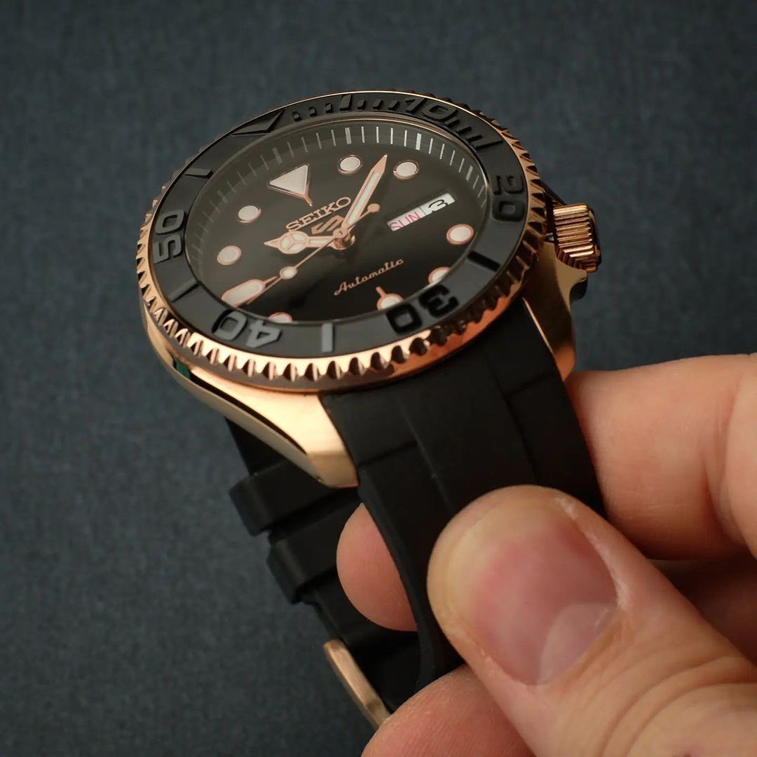 FKM Rubber Strap - SKX007/SRPD Classic - Black - Rose Gold Buckle - DLW  WATCHES