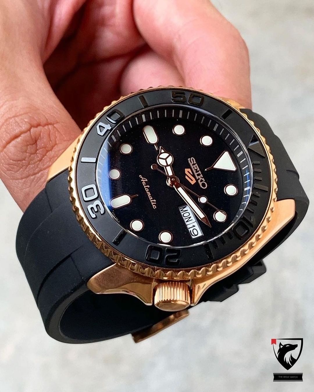 FKM Rubber Strap - SKX007/SRPD Classic - Black - Rose Gold Buckle - DLW  WATCHES