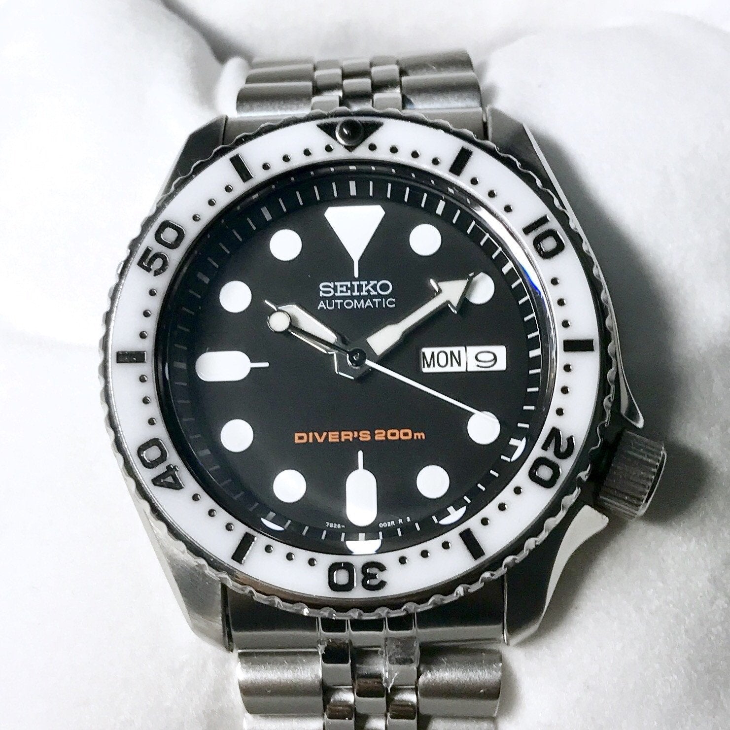 Top 36+ imagen seiko skx white bezel