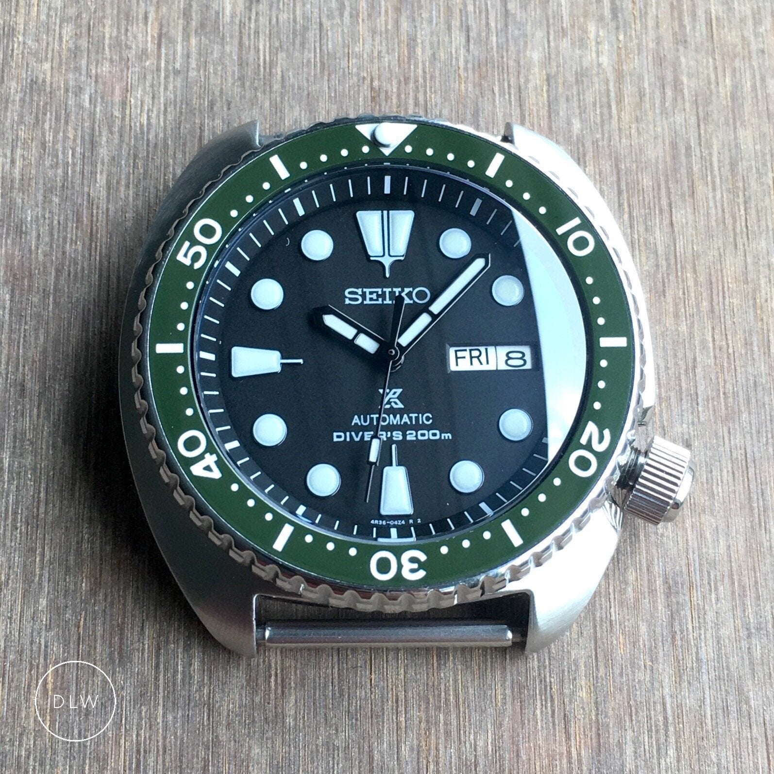 DLW Watches Seiko #SRP777 Turtle Ceramic Vintage Bezel Insert Mod • Photo  By Perseus Pang (IG @snaps_by_p2p) • Visit For More Custom Seiko Mod Parts,  Free International Shipping Facebook 