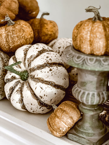 Cozy Fall Cottage Decorating: Pumpkins, Gourds & Maple Leaves – Nickels ...