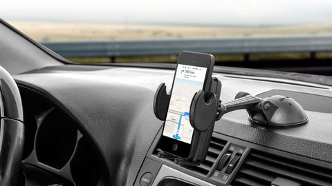 smartphone mount on dashboard in vehicle