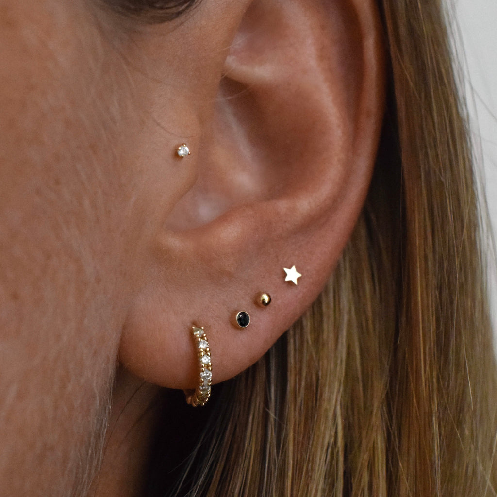 14k black diamond stud earrings