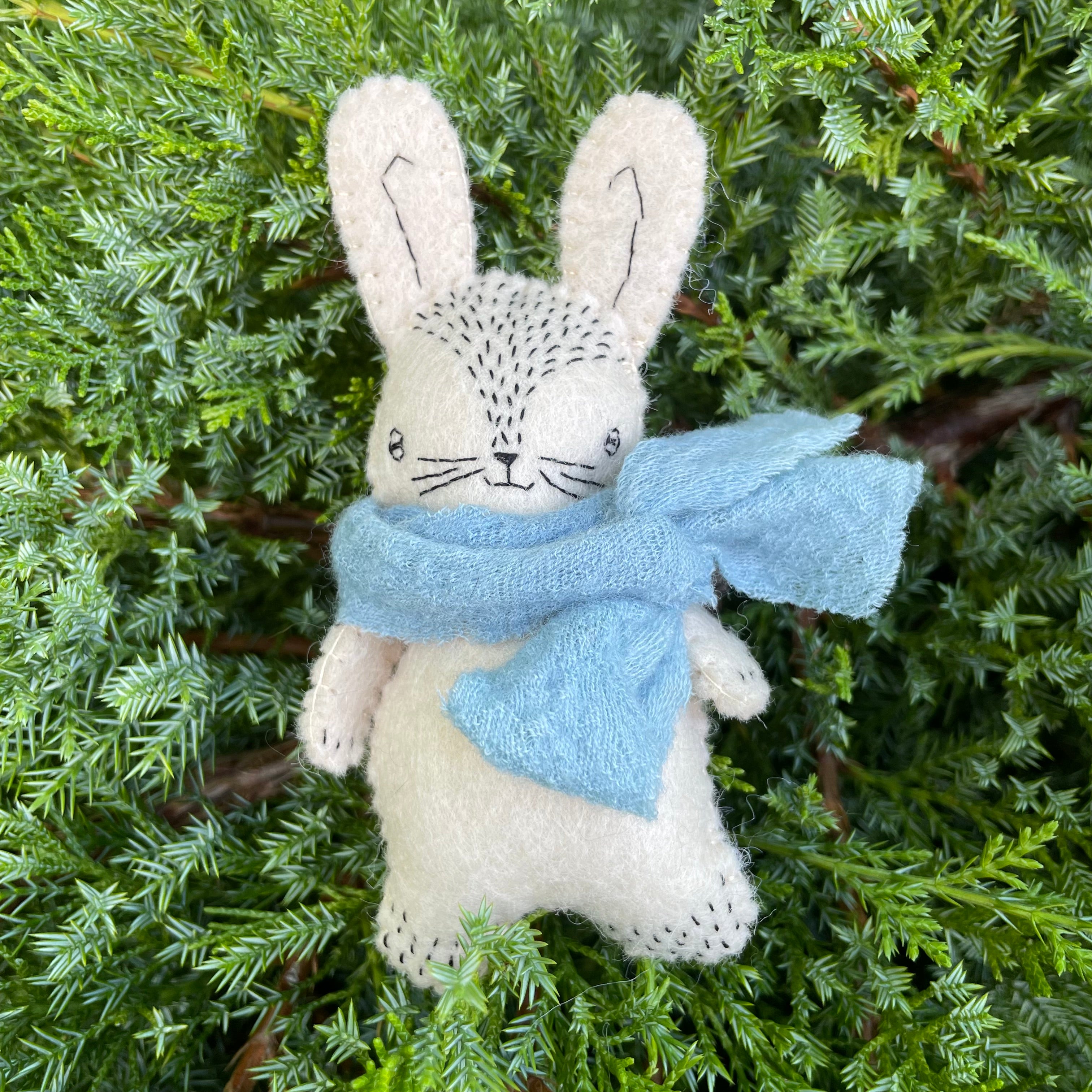 pocket pal: little rabbit (made)