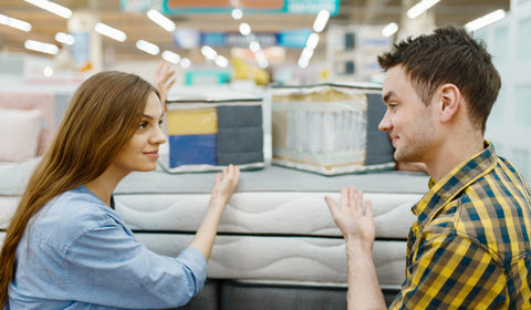 a couple trying to identify the difference of bamboo bedsheets