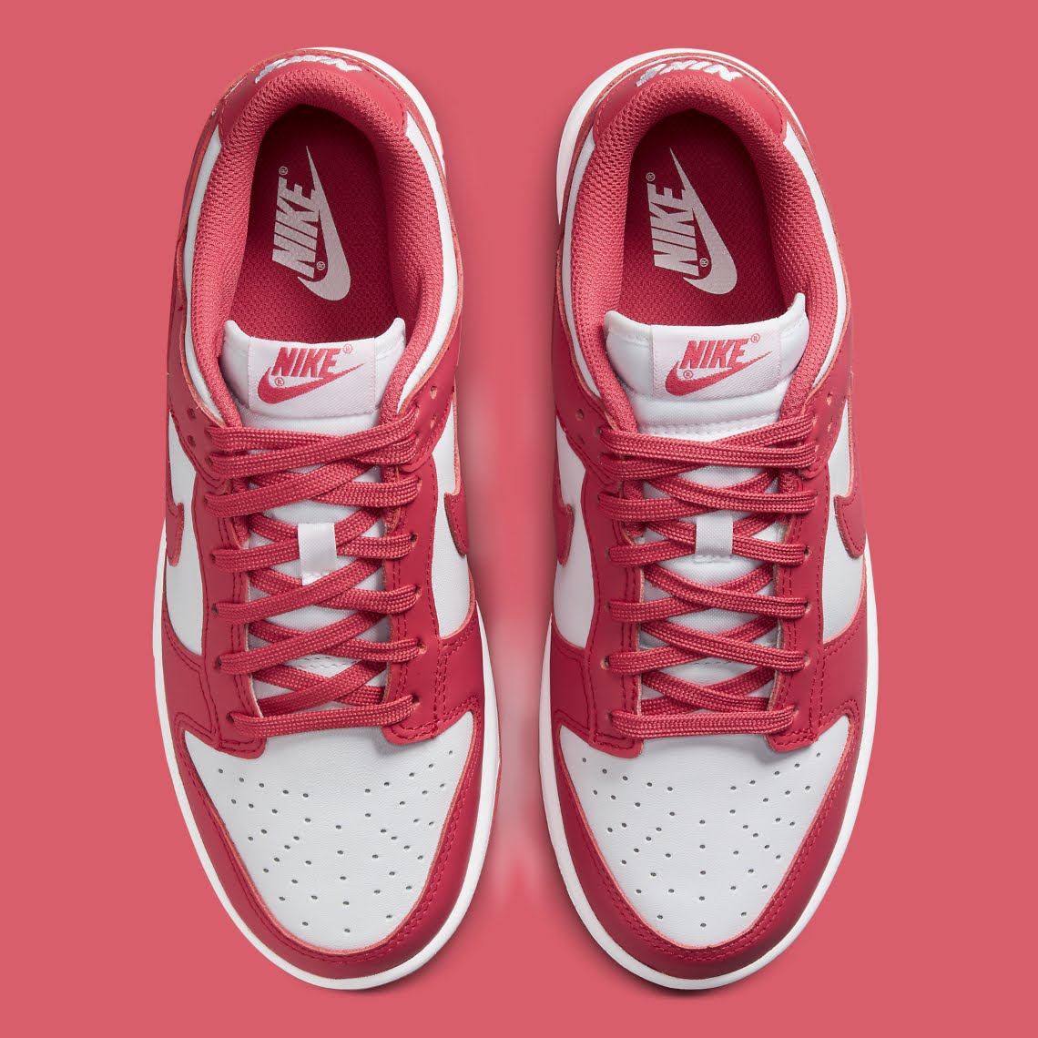 womens dunk low archeo pink