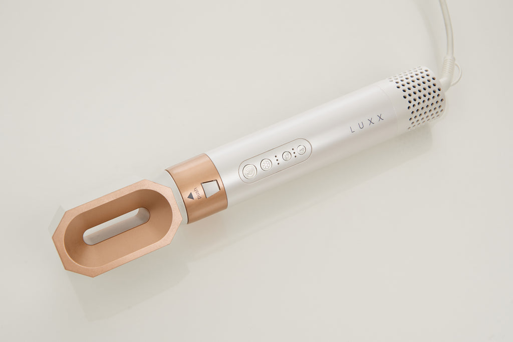 Enjoy a gentle and safe hair styling experience with the Luxx Air Pro 2's innovative design.