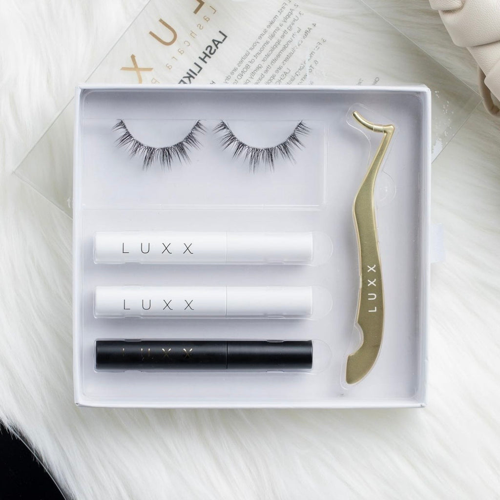 Luxx Lashcara Pro Kit - A comprehensive lash extension kit that includes high-quality lashes, adhesive, and application tools for voluminous and long-lasting lashes.