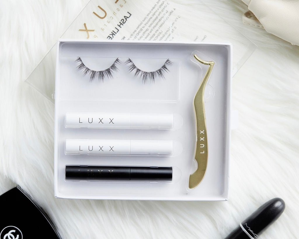 Enhance your gaze with the Lashcara Pro Kit from Luxx Store