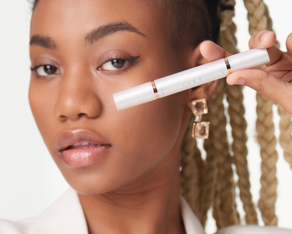 Winged Eyeliner Made Simple: Stamp liner and eraser combo for perfect results.