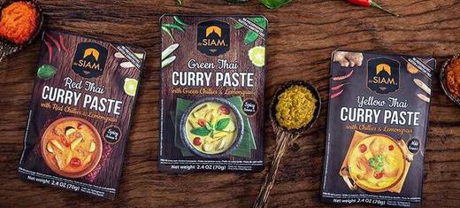 Cucinare con le paste di curry thailandesi