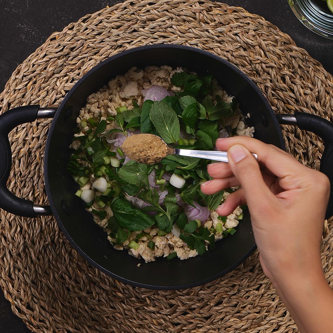 Laab Kai - Salade de poulet thaïlandaise