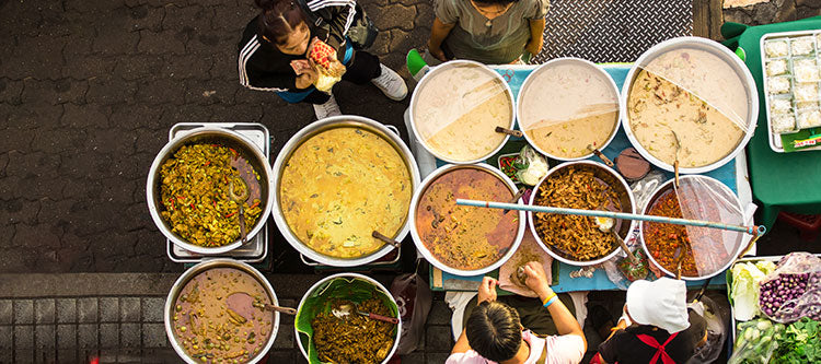 Thailändisches Essen bestellen