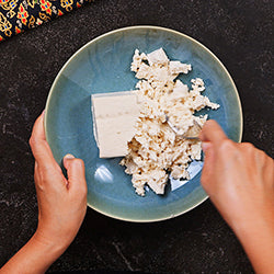 Tofu vegetariano salteado con albahaca