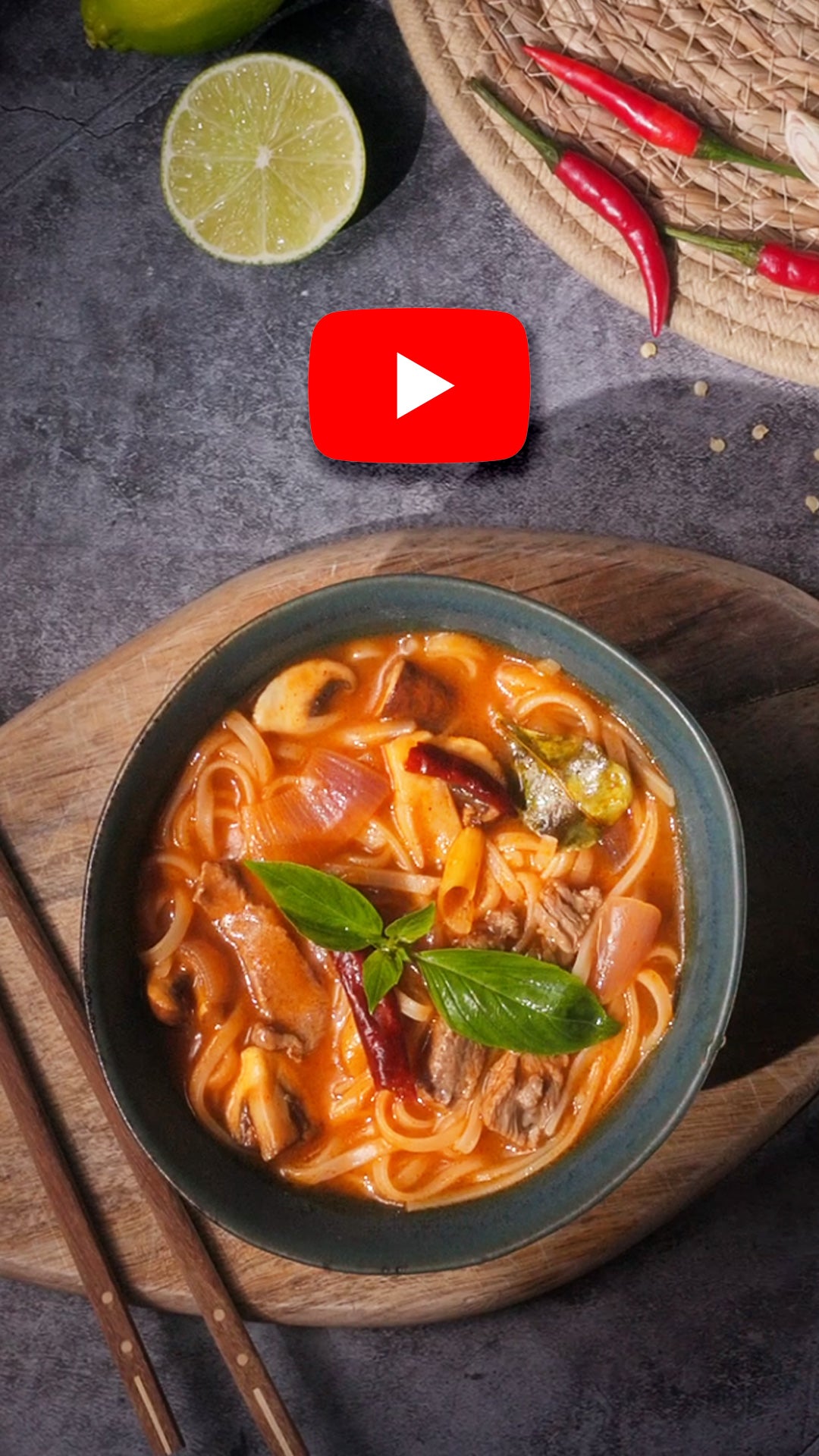 Soupe de nouilles Tom Yam