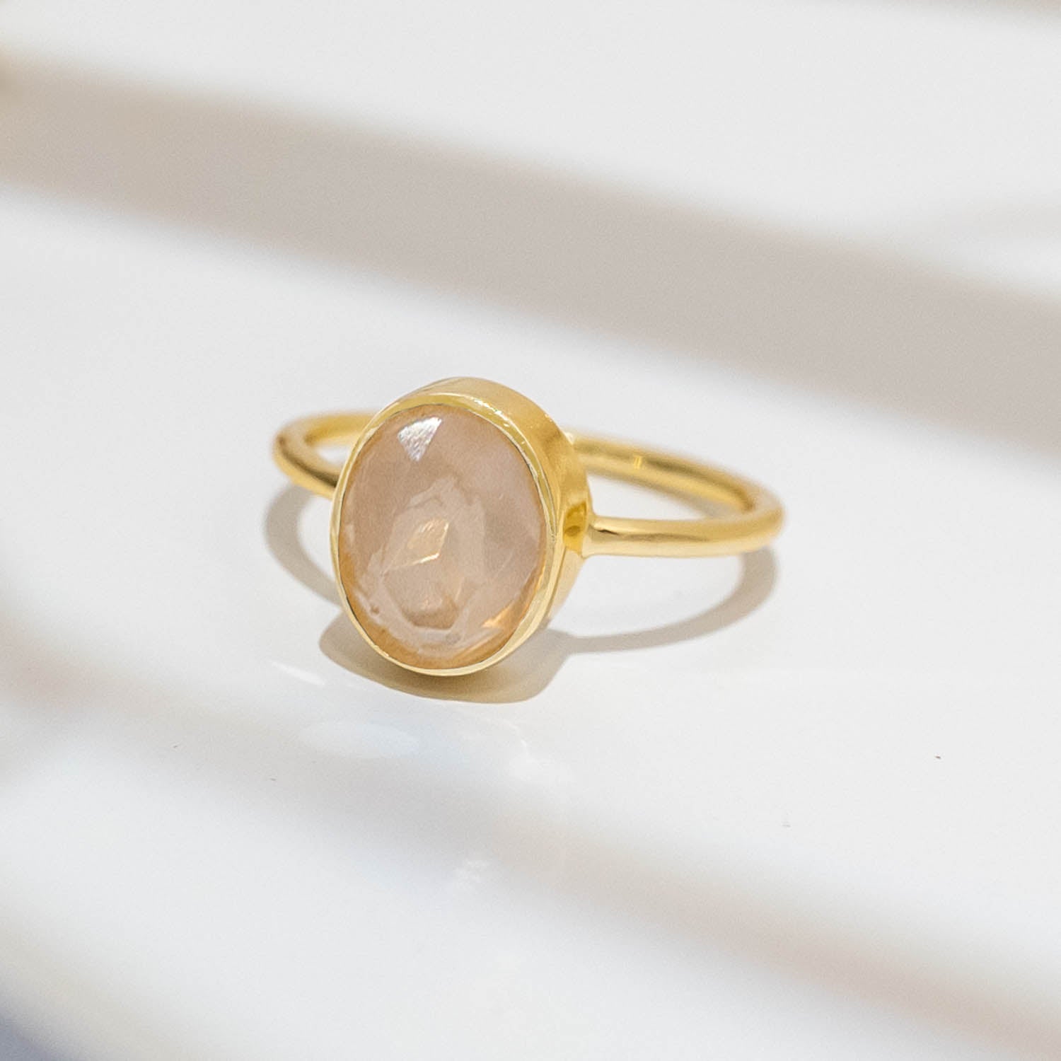 Ring Aline Oval Rose Chalcedony