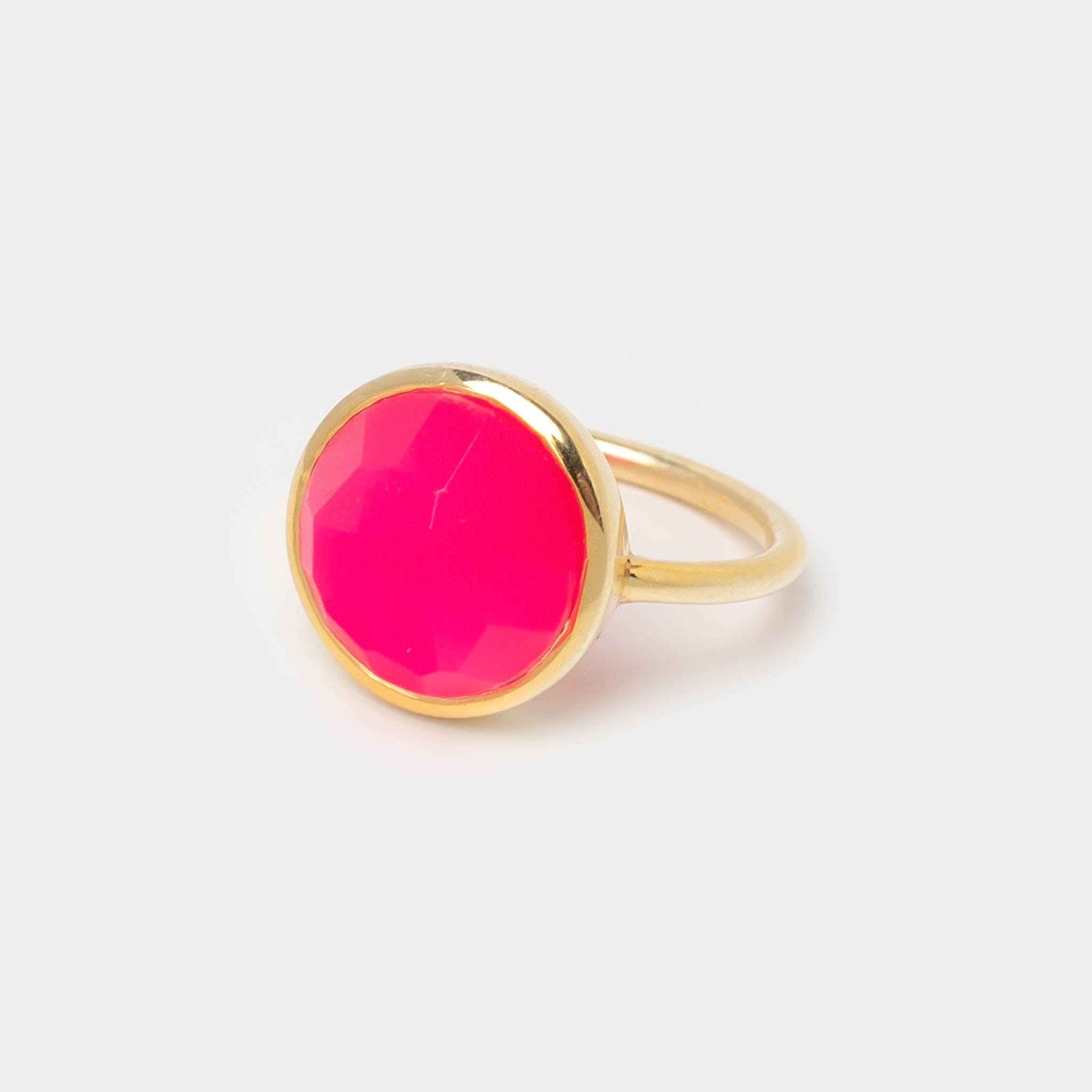 Ring Cher Hot Pink Chalcedon
