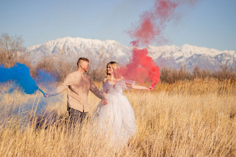 Pink and blue 60 second smoke bombs