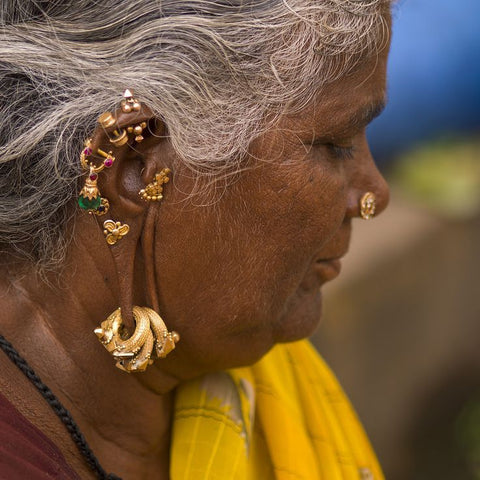 tribal woman wearing bugadi