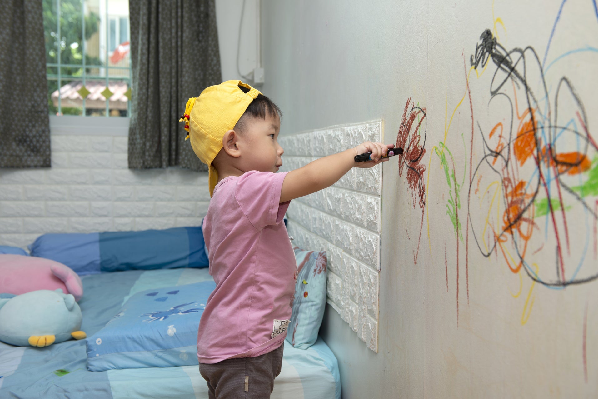 The Best Ways to Get Crayons off Floors and Walls: Hacks 101