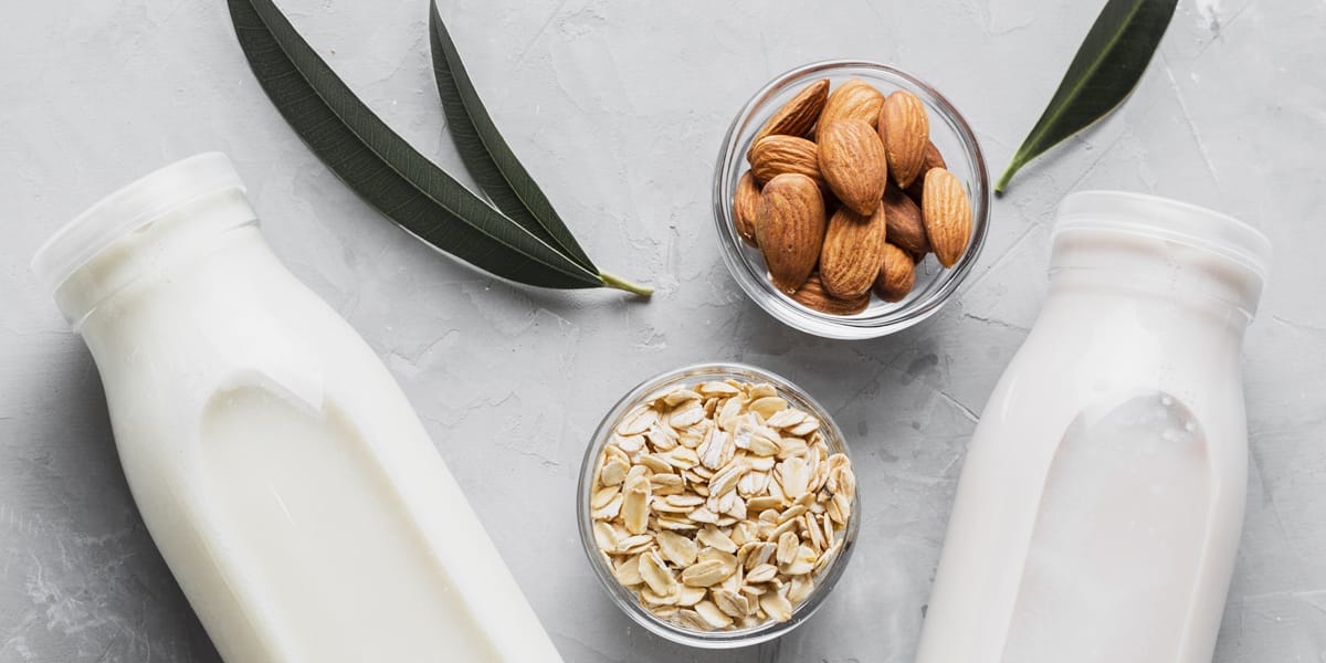 Almond milk instead of dairy milk - vegan, plant based diet
