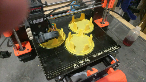 3d printing of yellow mesh to allow inspection of Asian hornets in the trap