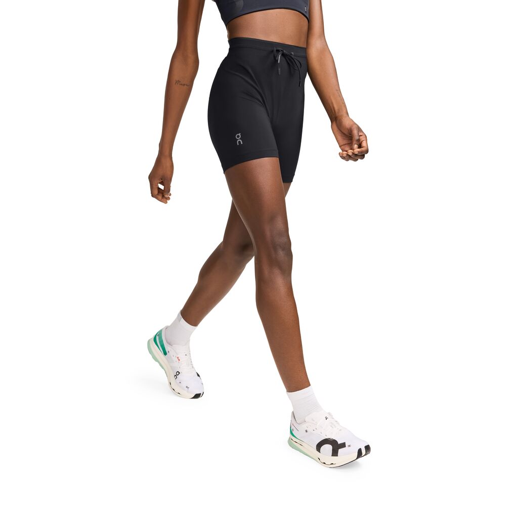 WOMEN'S RUN STAMINA HALF TIGHT  Performance Running Outfitters