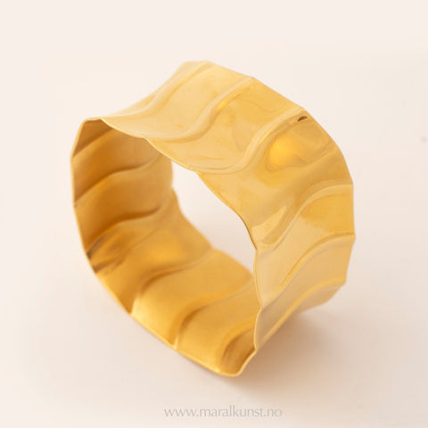 Wide Edge Gold Bangle Bracelet