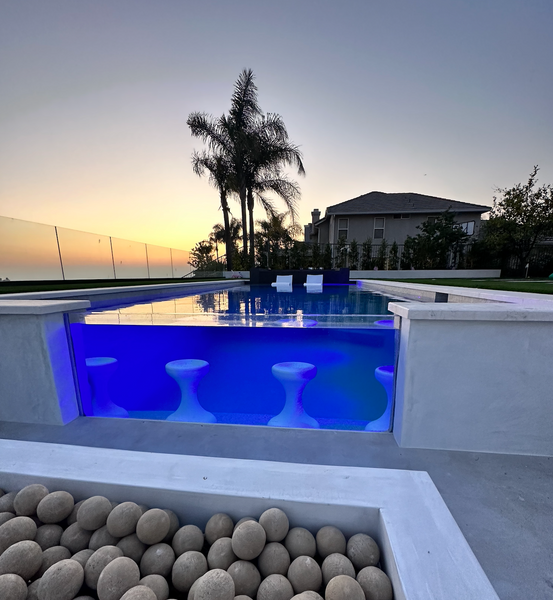 acrylic pool wall feature in a home in los angles