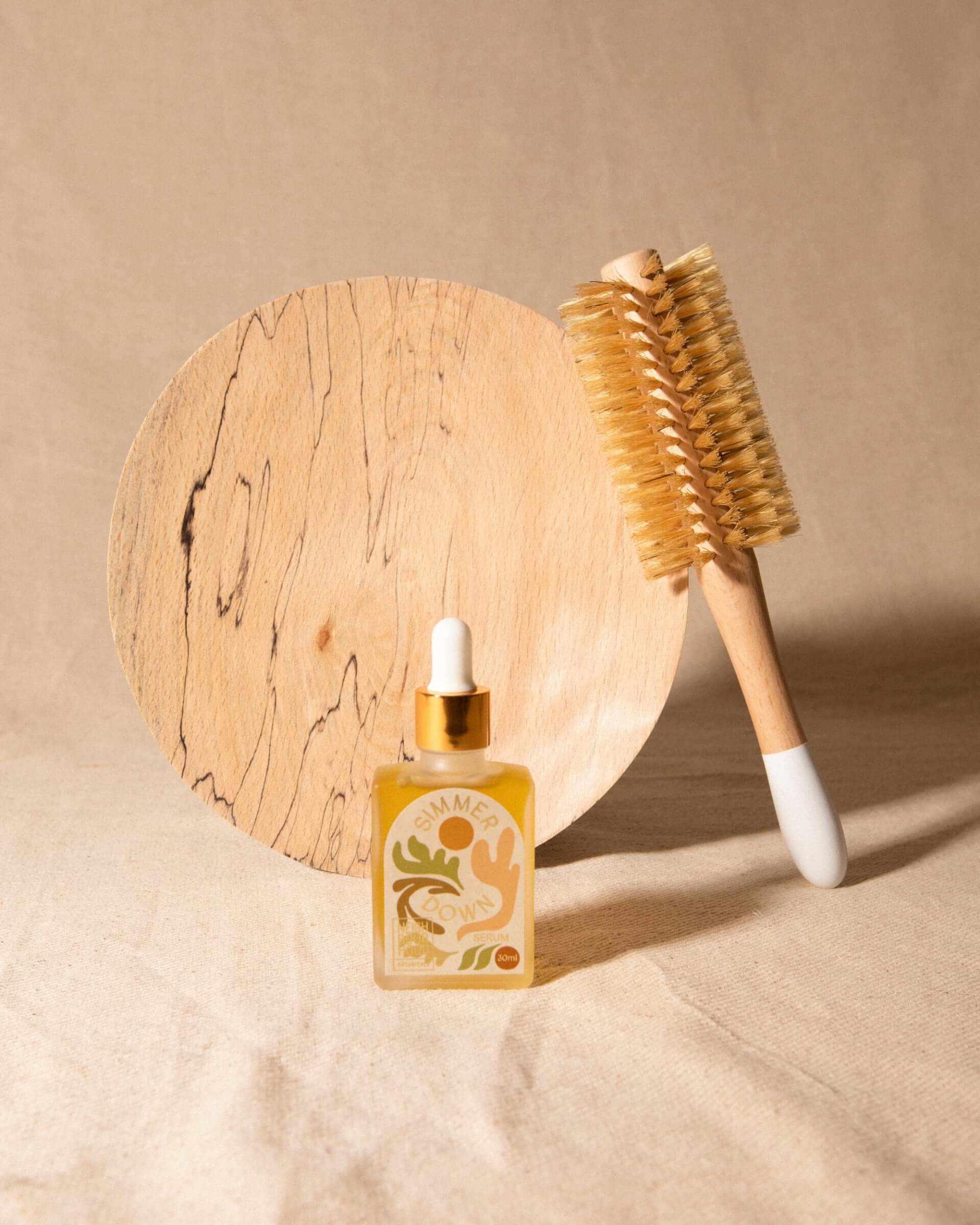 Bachca - Round Hair Brush | Couverture & The Garbstore 