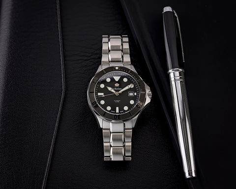 Swiss Watch Company Black Diver