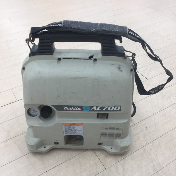 再入荷 マキタ(Makita) エアコンプレッサ 一般圧 5L AC700 | www