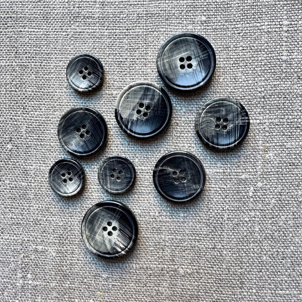  Cross Hatch Button
