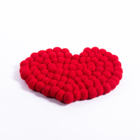 Heart shaped felt ball coaster