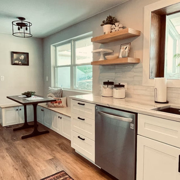 A wooden cabin will help your kitchen look elegant and back into the rustic vibe