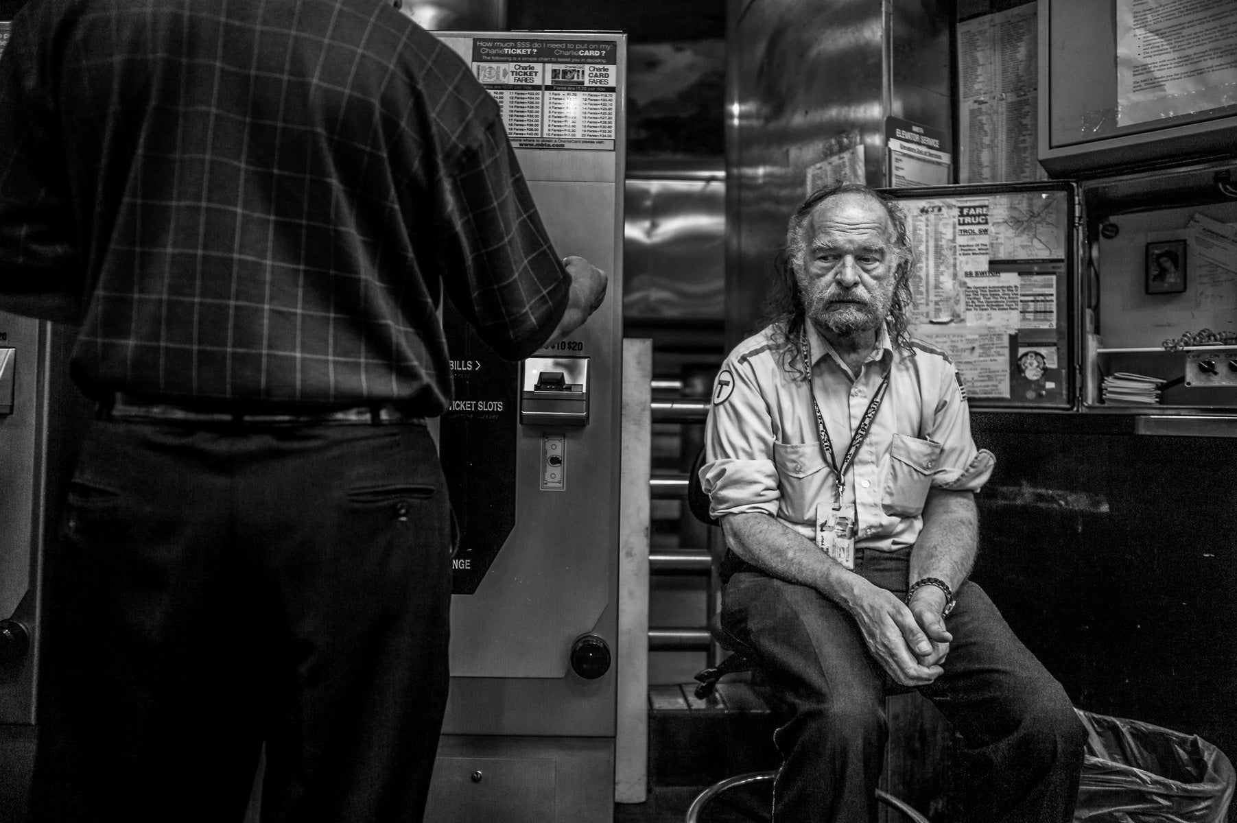 This candid photo taken in a Subway system is generally permitted as long there is no public safety concern (i.e., Tripod). 