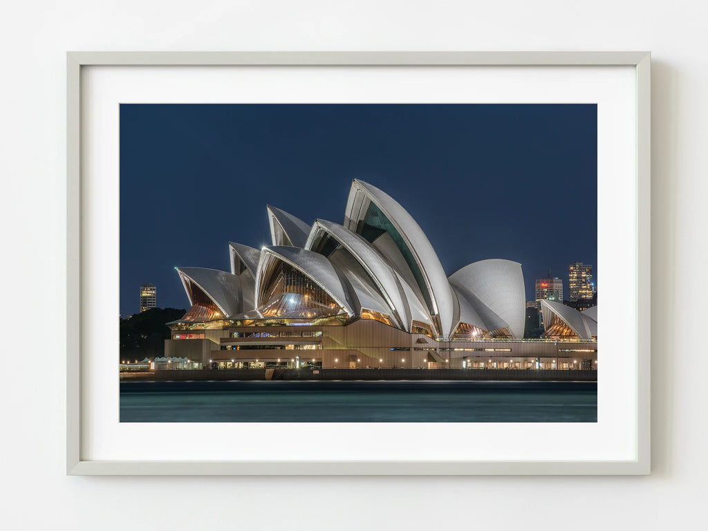 ic:Sydney Opera House Blue Hour