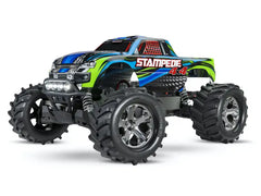 En fantastisk fjernstyret monster truck til børn er Traxxas Stampede 4x4