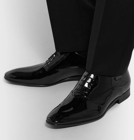 black shinning suit shoes