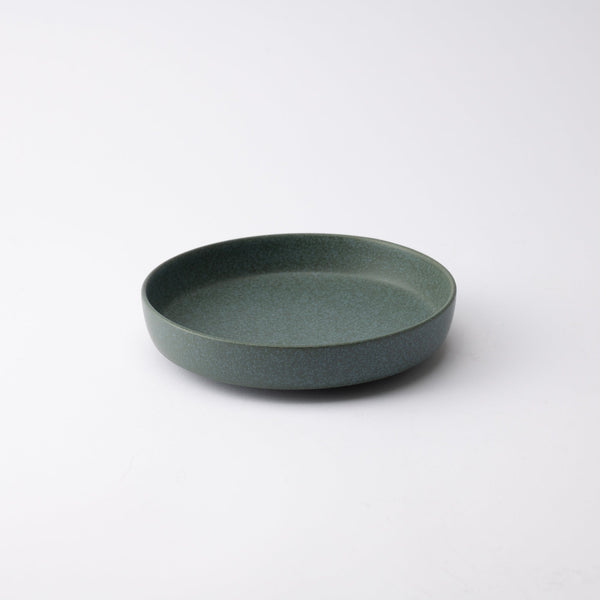 https://cdn.shopify.com/s/files/1/0553/0461/8173/products/meru-jade-spume-mino-ware-round-plate-65in-musubi-kiln-handmade-japanese-tableware-and-japanese-dinnerware-135077_600x.jpg?v=1661947760