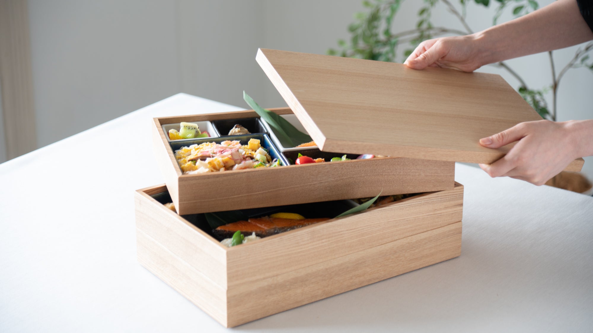 Hibino Modern Shokado Bento Box Set LL, MUSUBI KILN