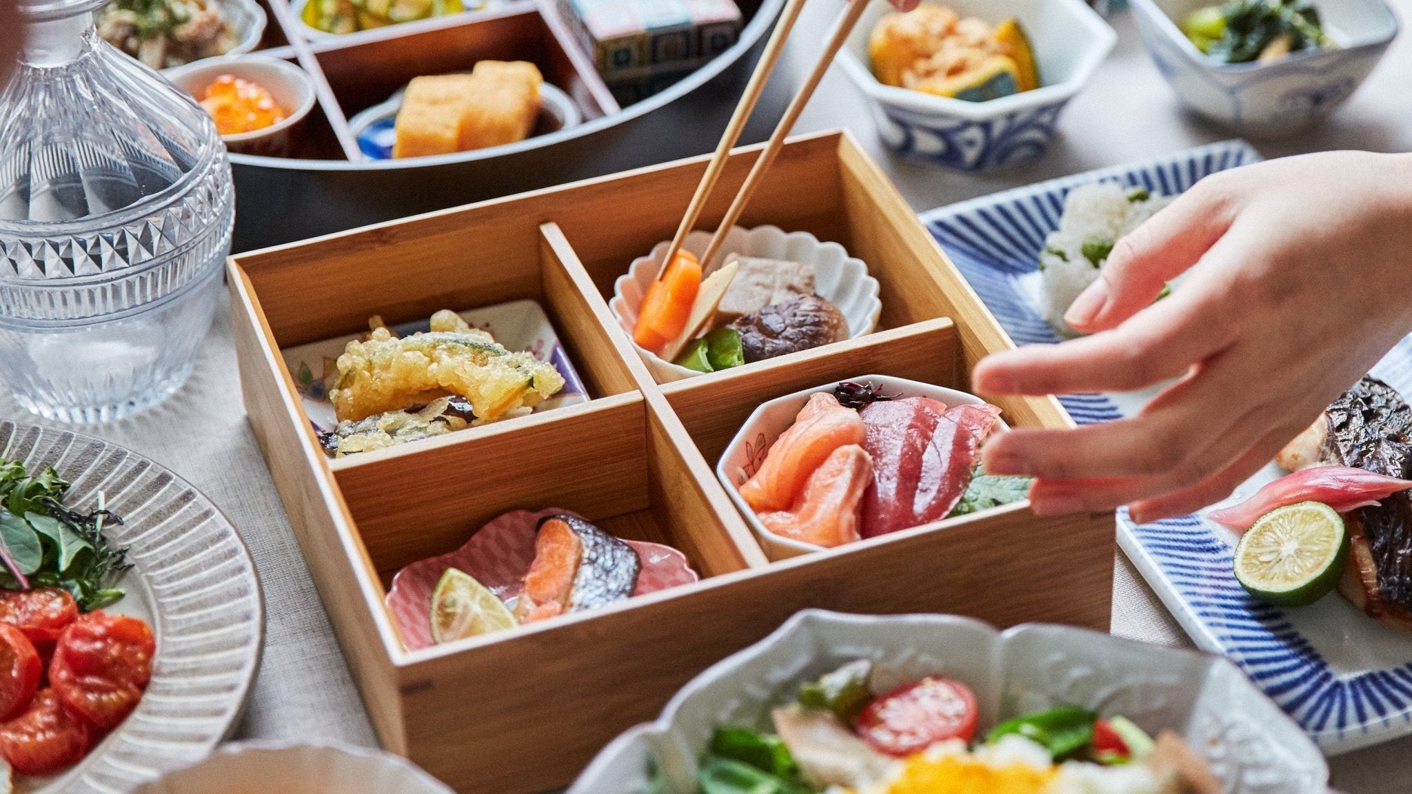 Shokado Large Bento Box Katachiware 