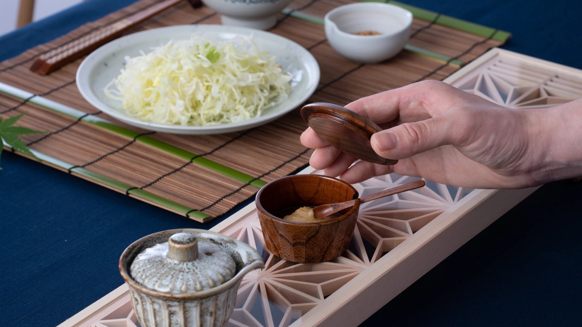 Gourd Yamanaka Lacquerware Shichimi Togarashi Spice Container